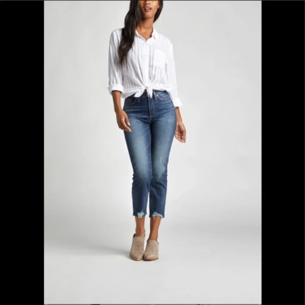 EUC Silver Jeans Calley Slim Crop High Waist